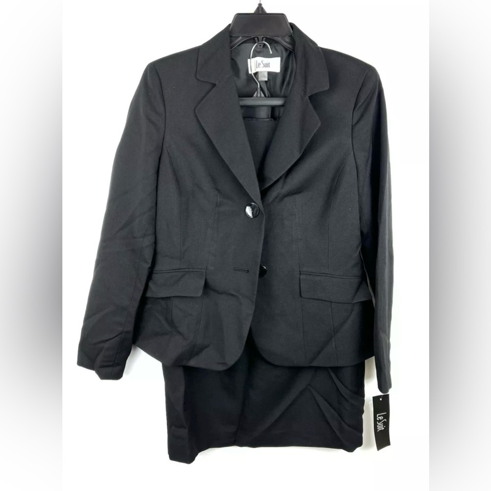 Le Suit Women’s Black Long Sleeve Skirt Suit Set Size 4
